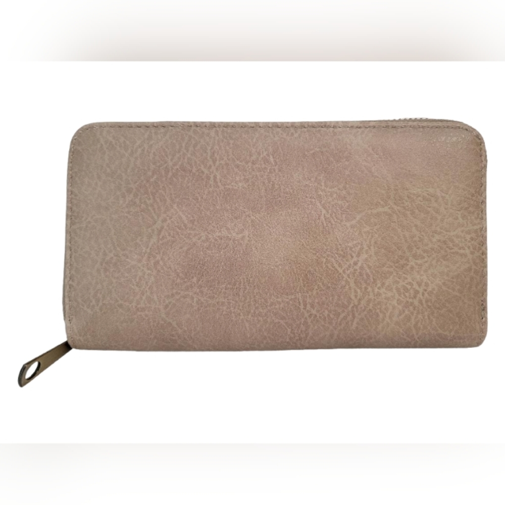 Wallet Textured Faux Leather in Taupe